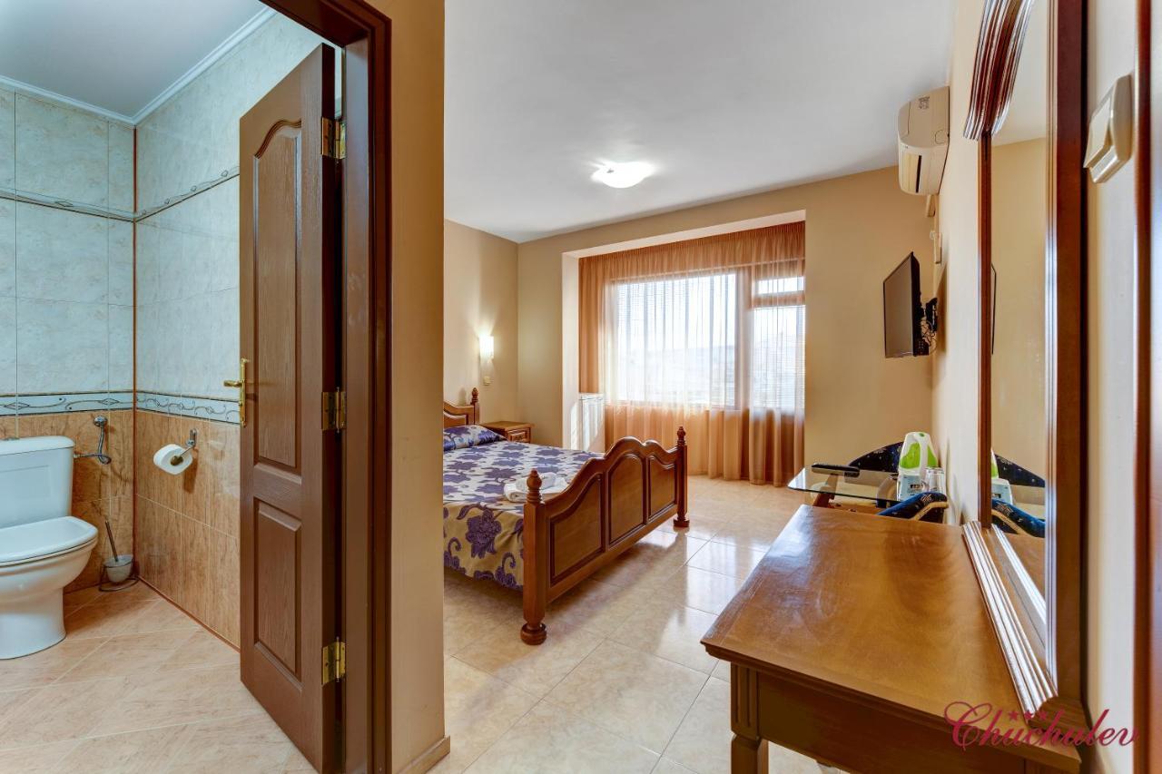 Hotel Chuchulev ソゾポル エクステリア 写真