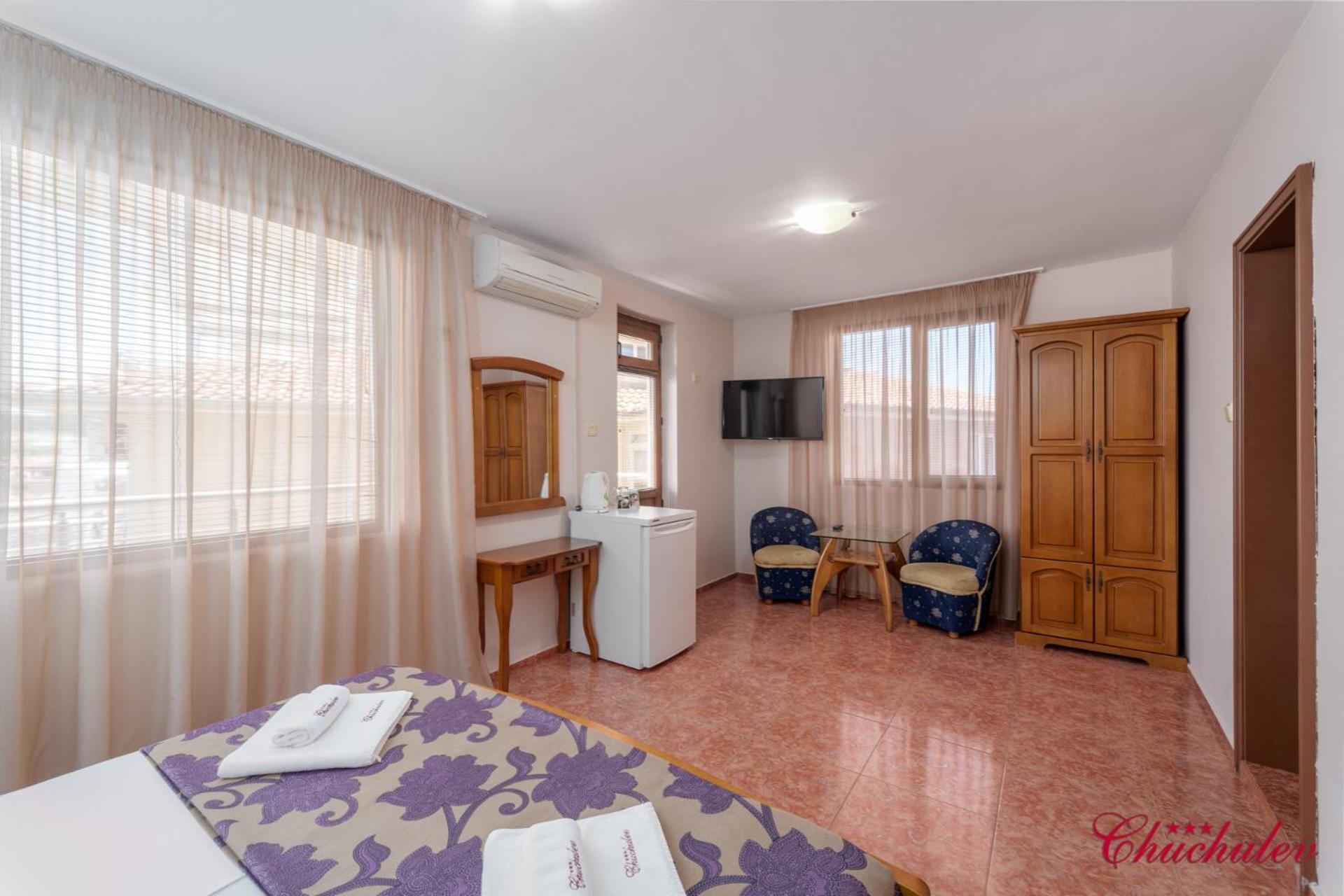 Hotel Chuchulev ソゾポル エクステリア 写真