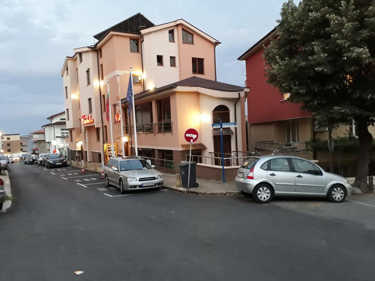 Hotel Chuchulev ソゾポル エクステリア 写真